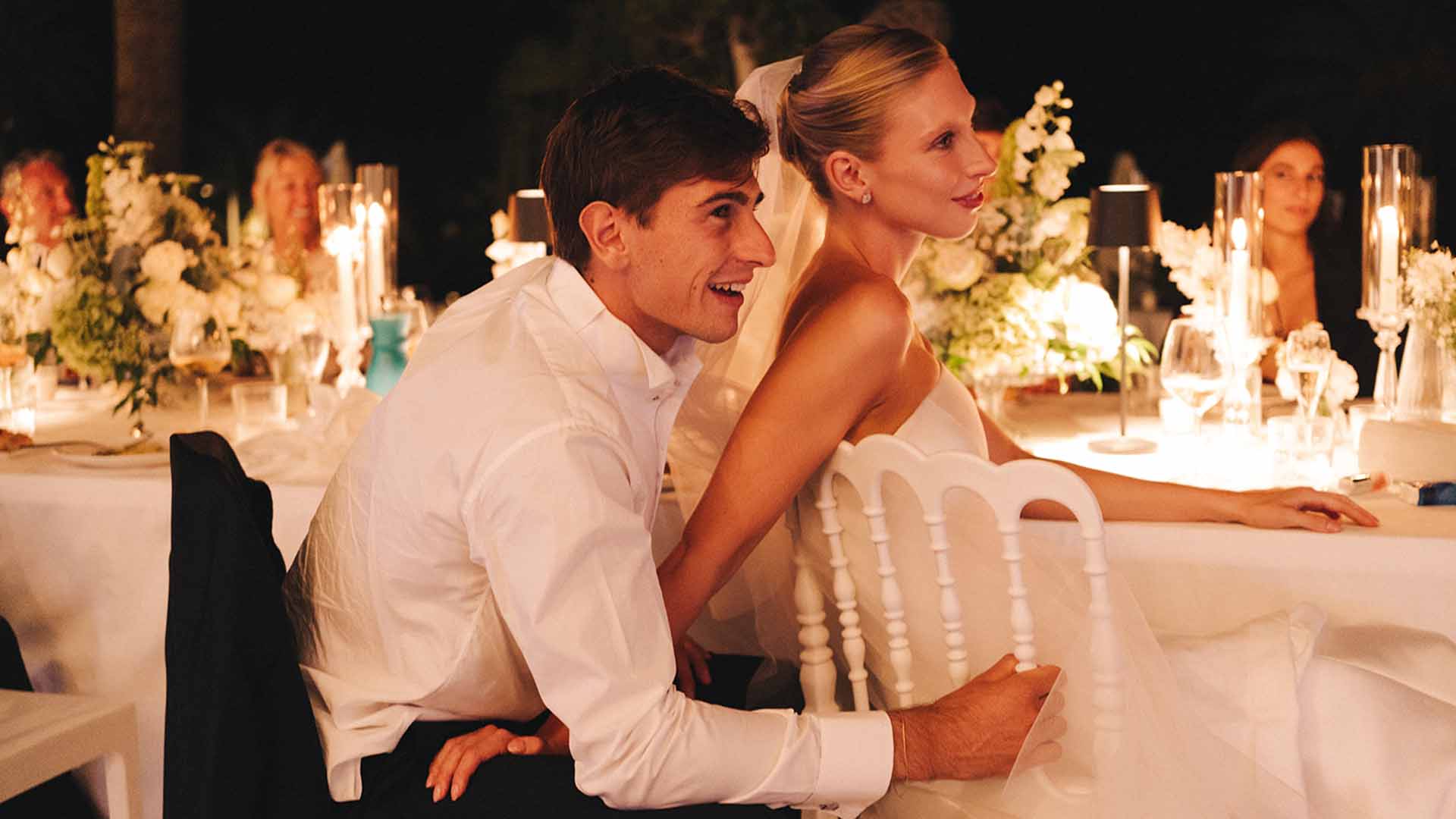 Matteo Arnaldi, Mia Savio
