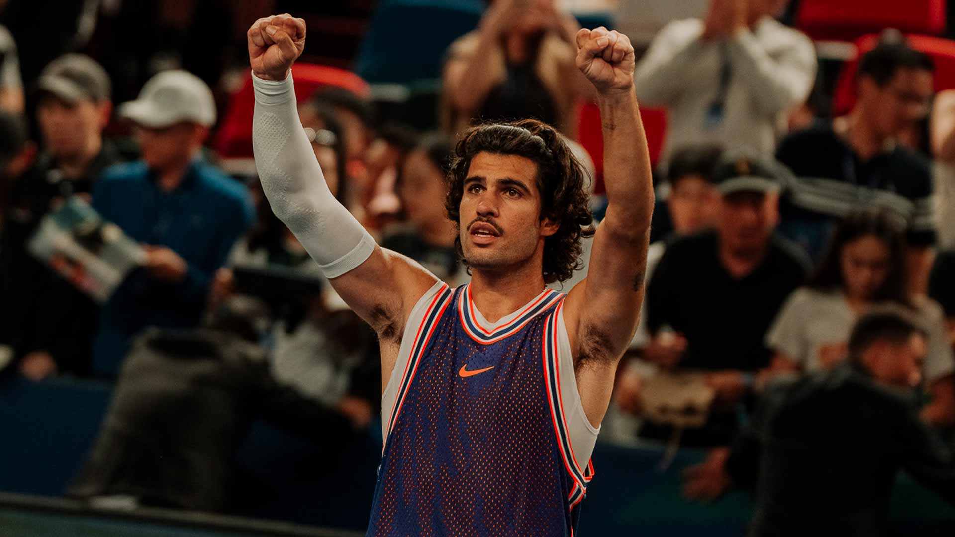 Carlos Alcaraz celebrates his straight-sets win against Juan Manuel Cerundolo on Saturday in Shanghai.